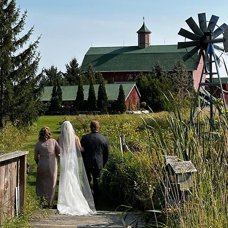 The Eddie Hotel And Farm Bloomfield Exterior photo