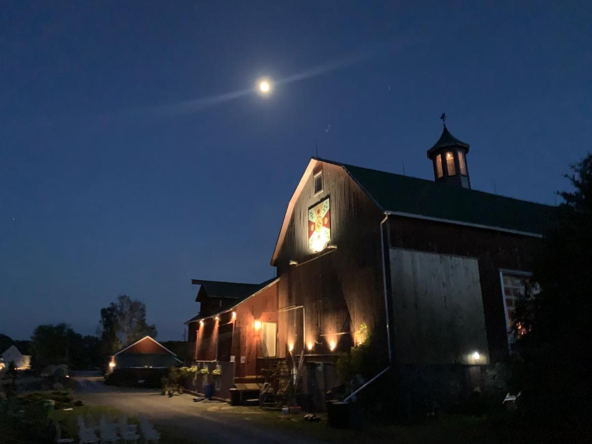The Eddie Hotel And Farm Bloomfield Exterior photo
