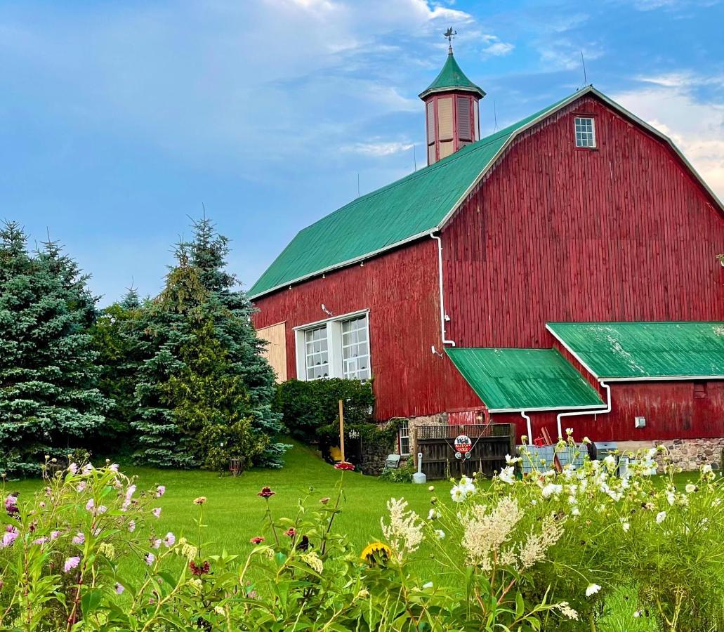 The Eddie Hotel And Farm Bloomfield Exterior photo