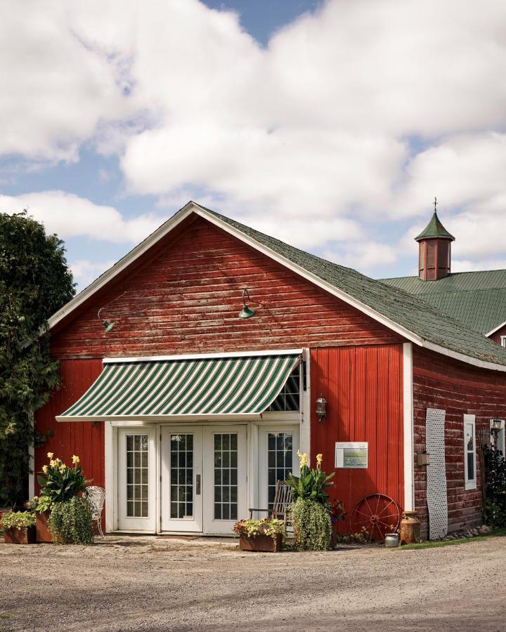The Eddie Hotel And Farm Bloomfield Exterior photo
