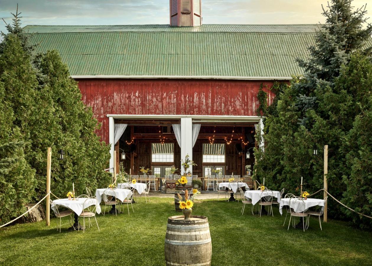 The Eddie Hotel And Farm Bloomfield Exterior photo